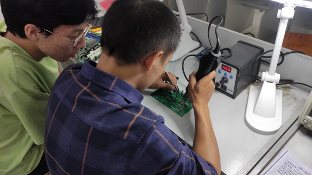 指导老师亲身示范和演示_副本.png